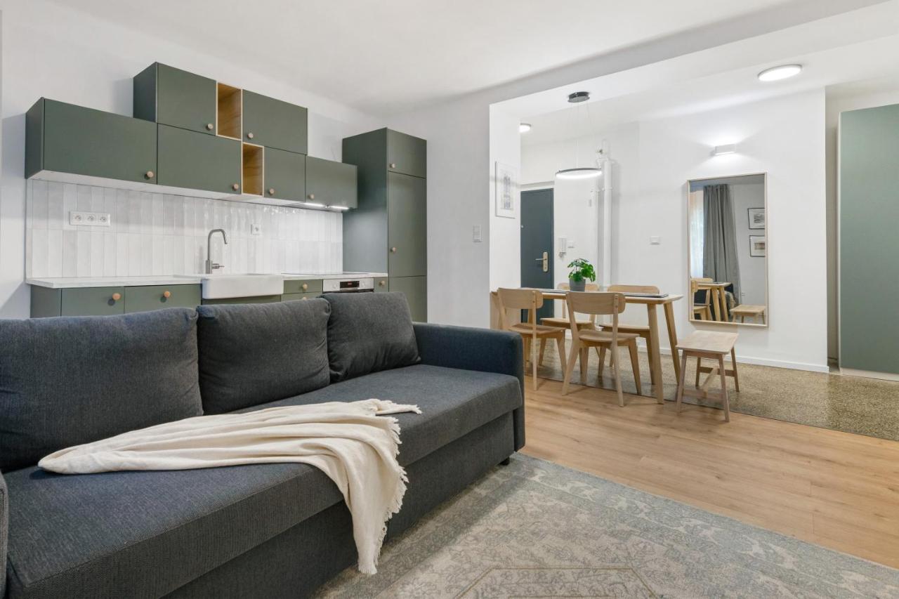 Bratislava Touch 2 Bedroom Apt Exterior photo