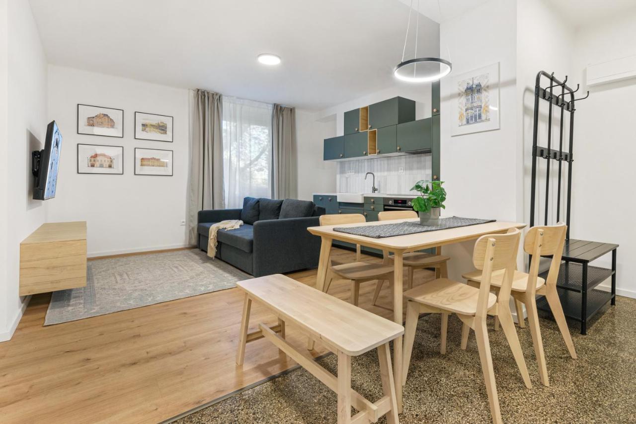 Bratislava Touch 2 Bedroom Apt Exterior photo